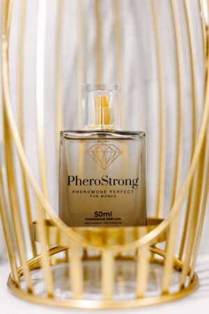 Духи з феромонами жіночі perfect with pherostrong 50ml