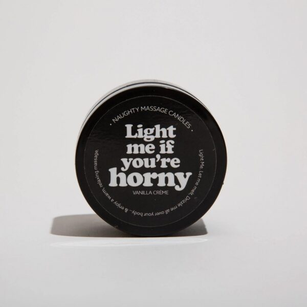 Масажна свічка міні з ароматом ванільного крему light me if you're horny 50g - Зображення 3