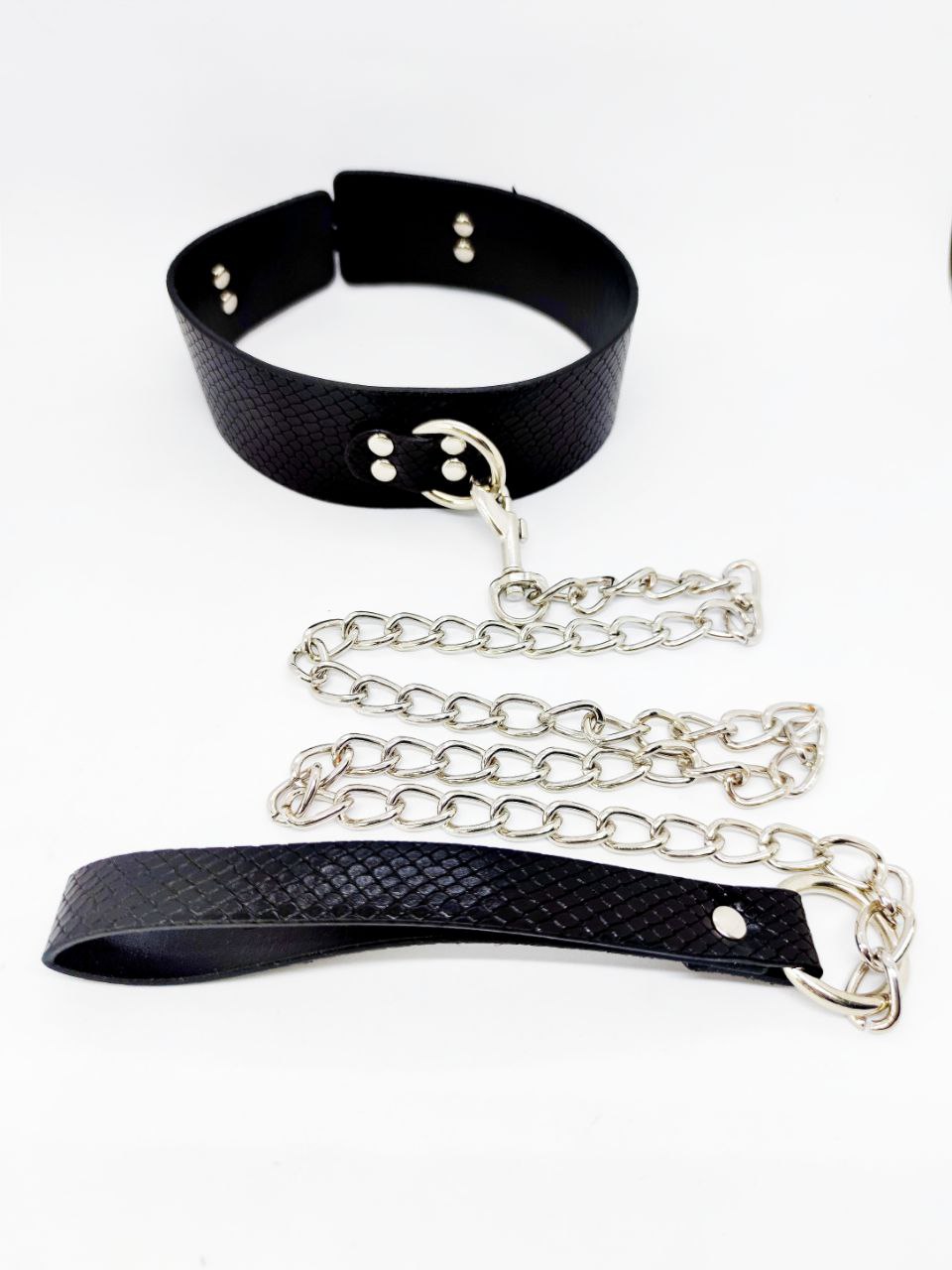 Нашийник з повідцем ds fetish snake skin під шкіру змії чорний - Зображення 2